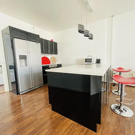 Apartment Aday - Modern Big 2 Bedroom In The Center Of The