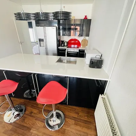 Aday - Modern Big 2 Bedroom In The Center Of The Apartment